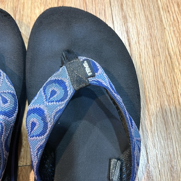 Teva flip flops - Picture 4 of 16